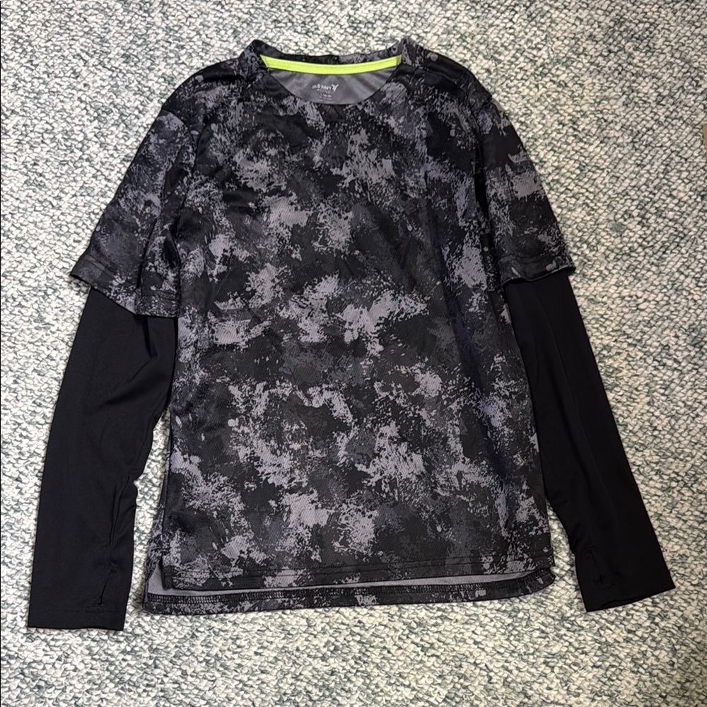 Like New Boys Old Navy Active Long Sleeve Tee Layered
